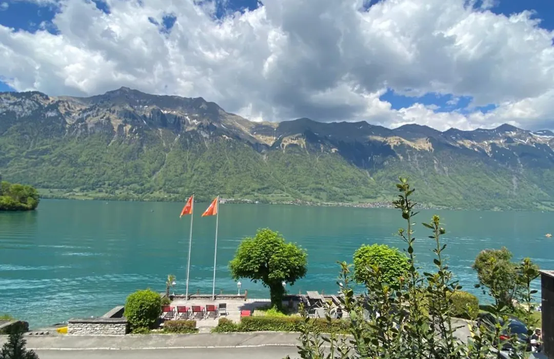 Boutique Hotel Bellevue B&B am Brienzersee Iseltwald Interlaken-1
